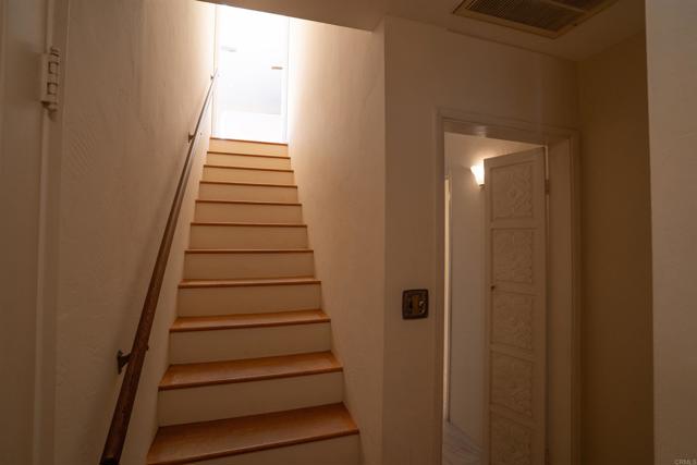 Detail Gallery Image 22 of 32 For 1533 10th St, Coronado,  CA 92118 - 4 Beds | 3 Baths