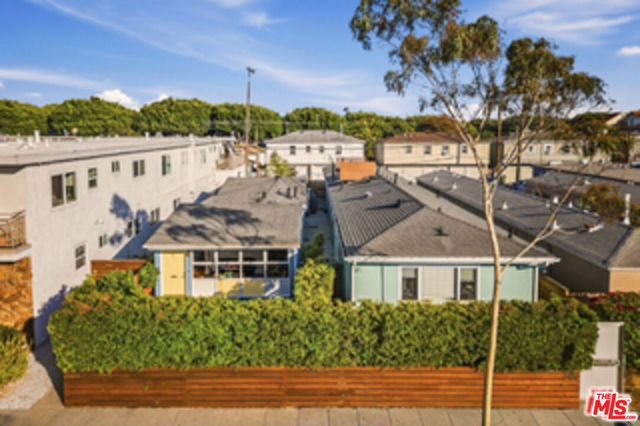 2404 Ocean Park Boulevard photo 3