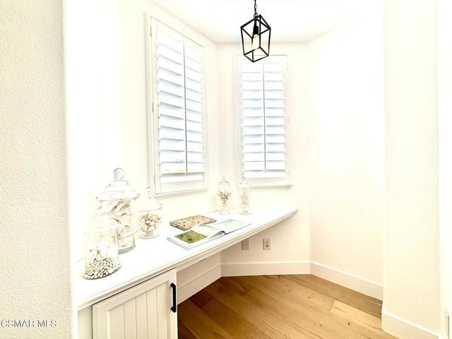 4984 Corral Street, Simi Valley CA: https://media.crmls.org/mediaz/2f3f19b5-5e42-4361-b88b-f9b28ff38744.jpg