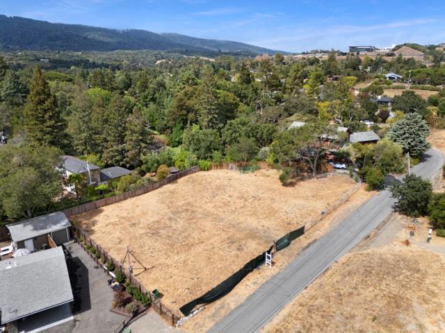 152 Alta Mesa Road, Woodside CA: https://media.crmls.org/mediaz/2f3fd49f-b2af-419b-bcd9-aec8bdf6a10e.jpg