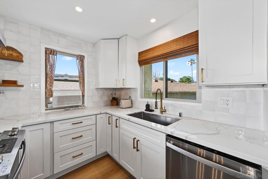 1031 Susana Ct - photo 2