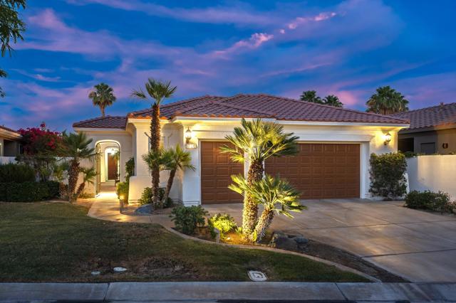 57810 Black Diamond, La Quinta CA: https://media.crmls.org/mediaz/2f40b325-c14c-41bb-b3e3-b331dc79f7b3.jpg