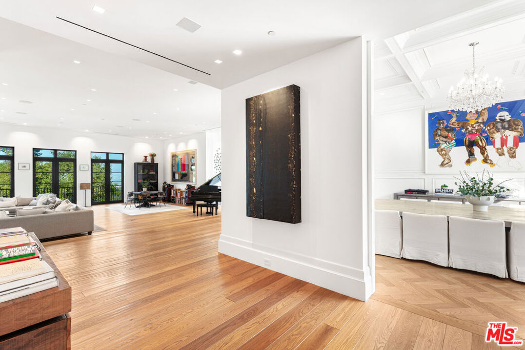 3160 Coldwater Canyon AvenueStudio City img 9