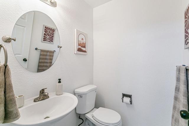 770 Babbs Creek Drive, Gilroy CA: https://media.crmls.org/mediaz/2f42062a-503d-45f9-919d-7bb776f929c0.jpg