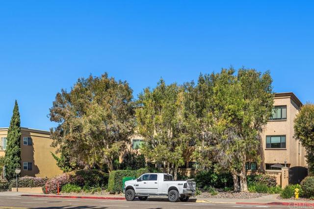 Detail Gallery Image 38 of 42 For 2420 Torrey Pines Rd #B202,  La Jolla,  CA 92037 - 2 Beds | 2 Baths