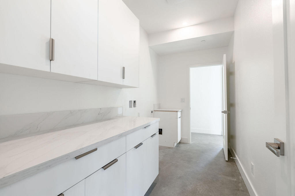 MLS #219137751DA image #20