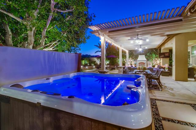 375 Camino Bailen, Escondido CA: https://media.crmls.org/mediaz/2f43eb78-577b-4a7f-a608-3fcf0e4df499.jpg
