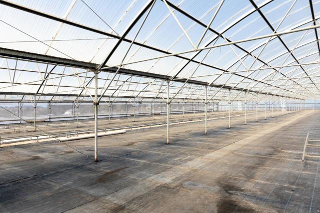 2150 Elkhorn Road, Castroville CA: https://media.crmls.org/mediaz/2f44eb46-5e16-435e-b851-8cb0c5c38322.jpg
