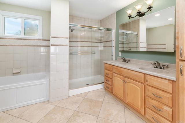 Detail Gallery Image 15 of 28 For 1502 N Ash St, Escondido,  CA 92027 - 4 Beds | 2/1 Baths