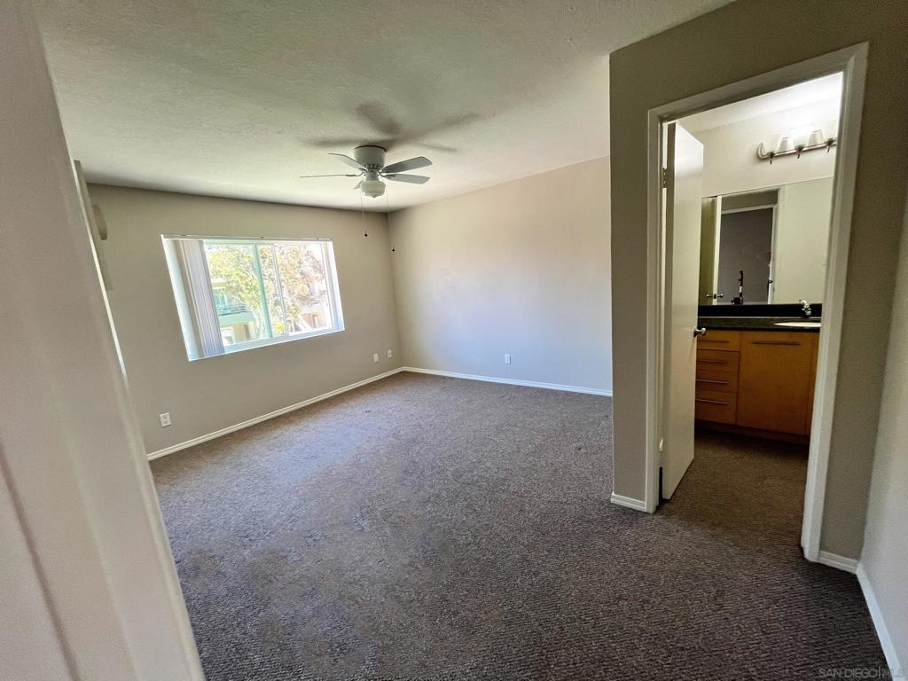 7405 Charmant Drive - photo 11