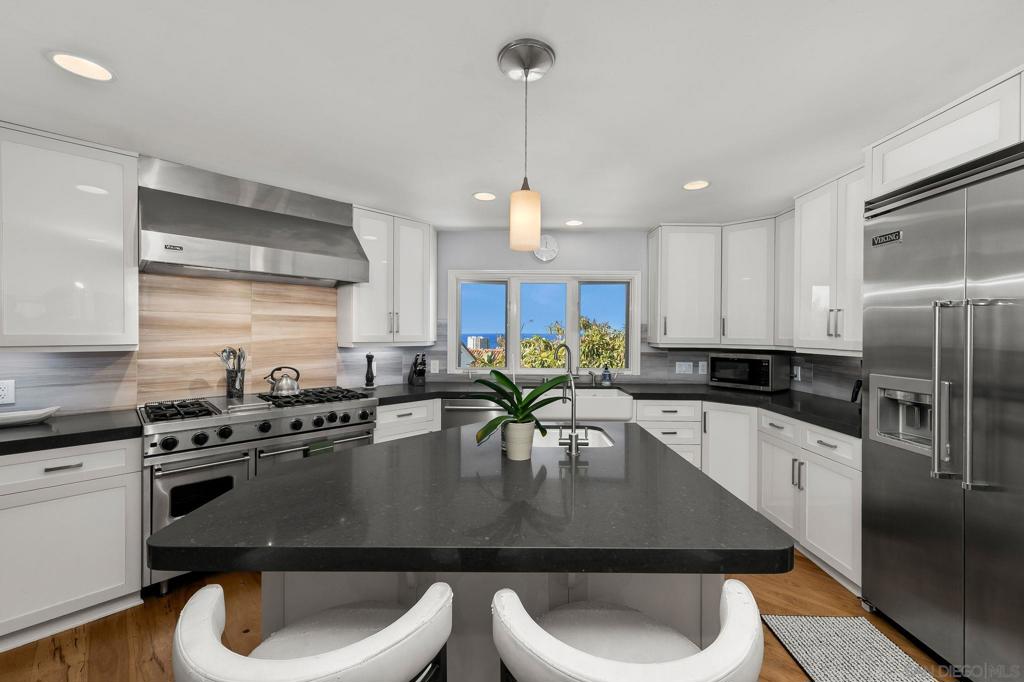 7651 Country Club Drive - photo 10