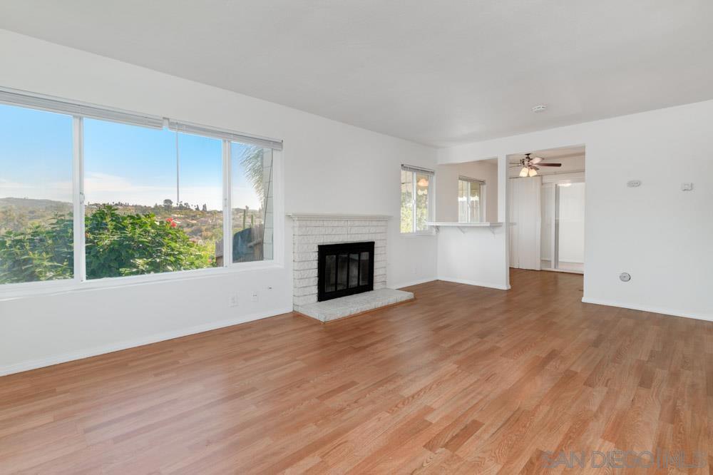 MLS #250034753SD image #9