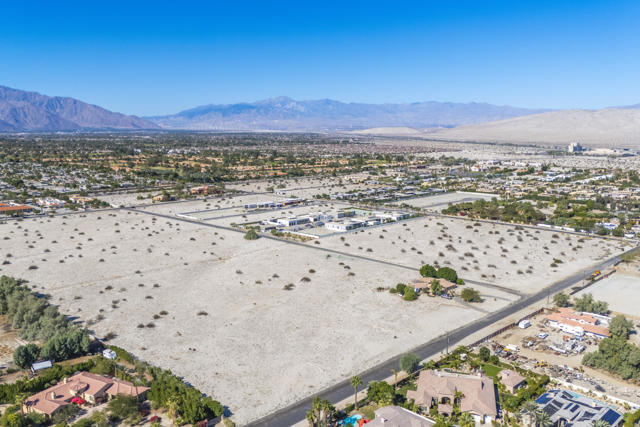 35335 Via Josefina, Rancho Mirage CA: https://media.crmls.org/mediaz/2f48c725-15df-4298-87b6-a704643e53cd.jpg