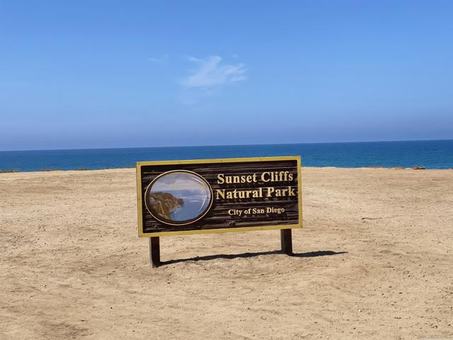 4462 Algeciras, San Diego CA: https://media.crmls.org/mediaz/2f49cadc-e86a-49aa-ace7-5a7fac9ed6c7.jpg