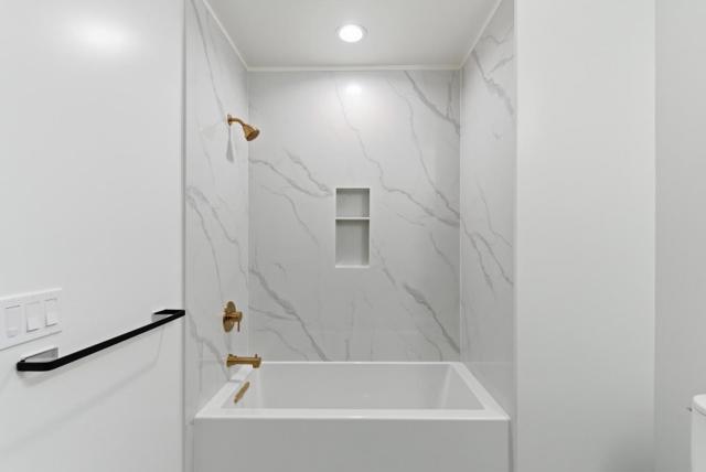 560 El Camino Real, San Carlos CA: https://media.crmls.org/mediaz/2f4a6fe9-fe68-4008-beaa-72345e020144.jpg