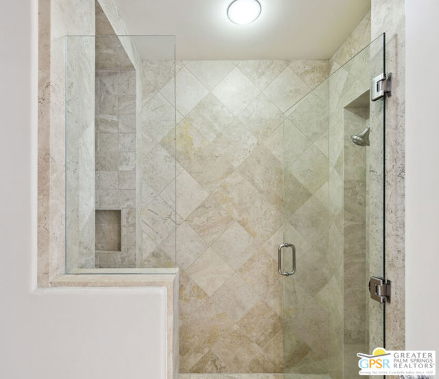 27 Cassis Circle, Rancho Mirage CA: https://media.crmls.org/mediaz/2f4a8aa2-951b-4461-bba9-76ebe7199e16.jpg