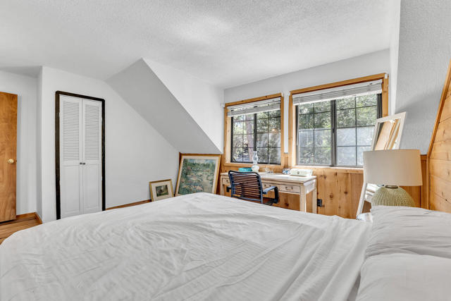 53184 Double View Drive, Idyllwild CA: https://media.crmls.org/mediaz/2f4ab18e-2d22-4e48-8c27-d5c047528082.jpg