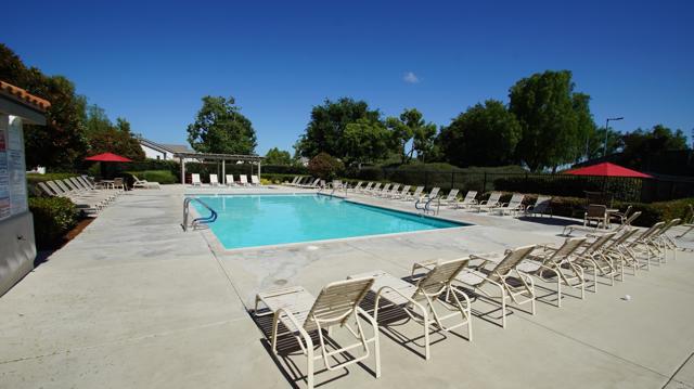 42944 Calle Reva, Temecula CA: https://media.crmls.org/mediaz/2f4abcb8-a295-409e-bd24-76cf22b1e495.jpg