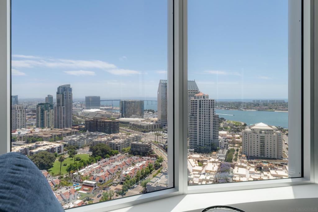 888 E Street - photo 13