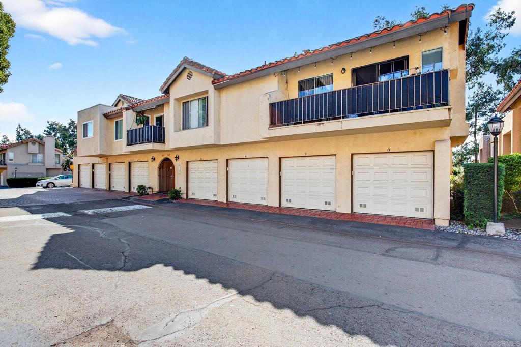 1061 Arbor Lane - photo 2