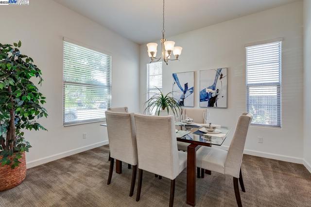 1440 Riva Trigoso Dr, Manteca CA: https://media.crmls.org/mediaz/2f4dcde9-819f-4163-8e58-28dca9c83e19.jpg