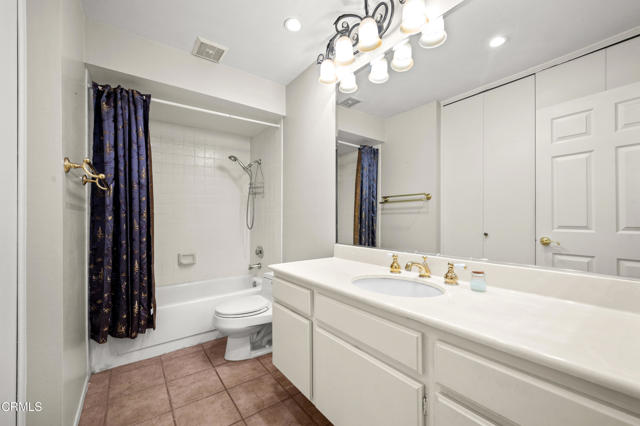 Detail Gallery Image 19 of 32 For 4210 via Arbolada #301,  Los Angeles,  CA 90042 - 2 Beds | 2 Baths