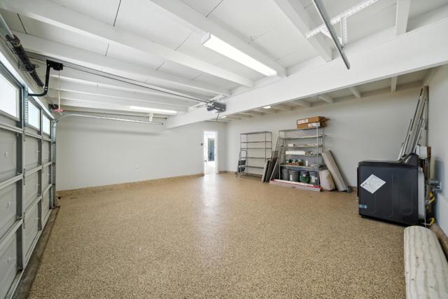 821 E Meadow Drive, Palo Alto CA: https://media.crmls.org/mediaz/2f4e58c1-7e76-4b65-affb-c38fbaf012cf.jpg