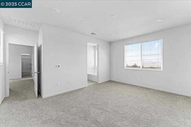 4207 Markovich Ct, Richmond CA: https://media.crmls.org/mediaz/2f4e8c68-4660-45e0-8187-120d214eb997.jpg