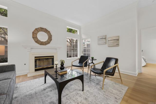 Detail Gallery Image 2 of 38 For 521 Arbor Dr #105,  San Diego,  CA 92103 - 2 Beds | 2/1 Baths