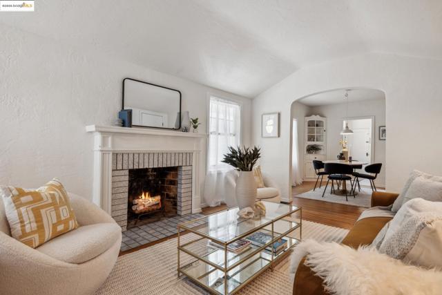 1128 Evelyn Ave, Albany CA: https://media.crmls.org/mediaz/2f516d4d-f190-40f1-aba1-f78a6bde52b0.jpg