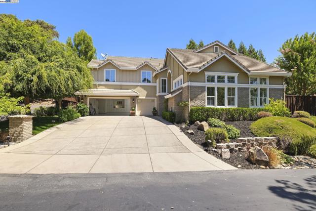 86 Candleston Place, Alamo CA: https://media.crmls.org/mediaz/2f51989e-d926-4803-8cf2-de644f5d5e6a.jpg