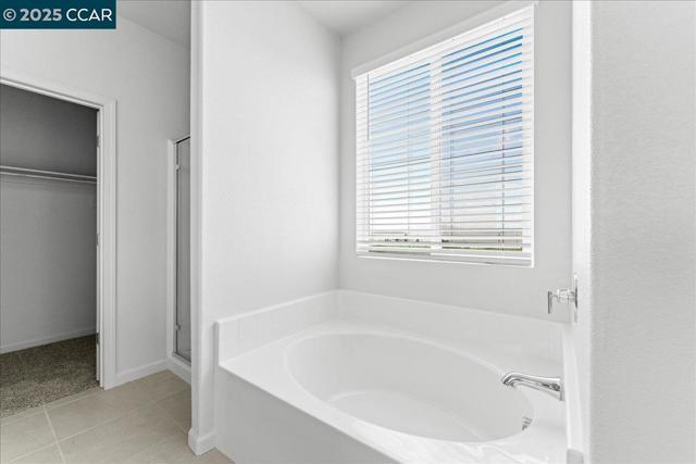 4207 Markovich Ct, Richmond CA: https://media.crmls.org/mediaz/2f519dcd-2fba-4d08-b35b-9b7454efd38f.jpg