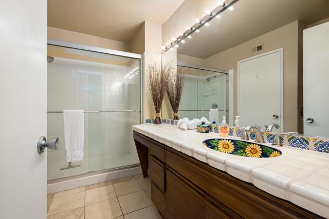 80601 Oak Tree, La Quinta CA: https://media.crmls.org/mediaz/2f532b8c-c378-4e10-beb4-619f8397674f.jpg