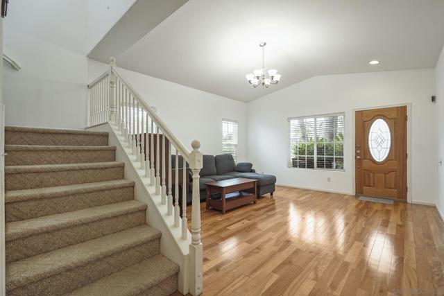4592 Altadena Ave, San Diego CA: https://media.crmls.org/mediaz/2f534ab3-9a56-4452-9a93-bb35b59aa660.jpg