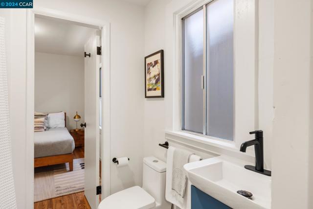 Image 15 of 38 For 1744 Addison Street