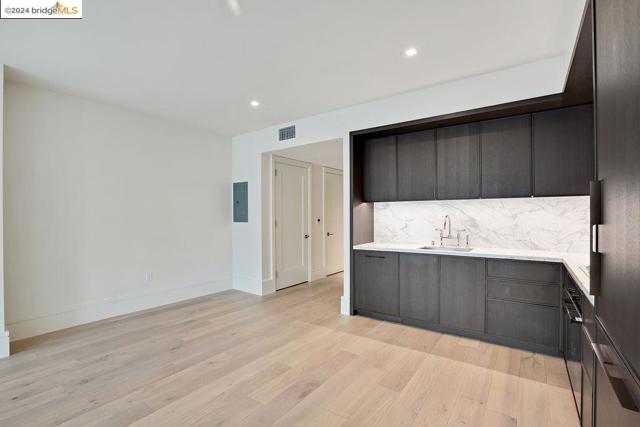 Image 22 of 28 For 1515 Union St  4f