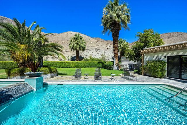 40480 Via Entrada, Rancho Mirage CA: https://media.crmls.org/mediaz/2f569af4-c90e-47e0-bcc0-884ef6b87e9b.jpg