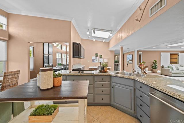 Image 12 of 58 For 7947 Wetherly Street