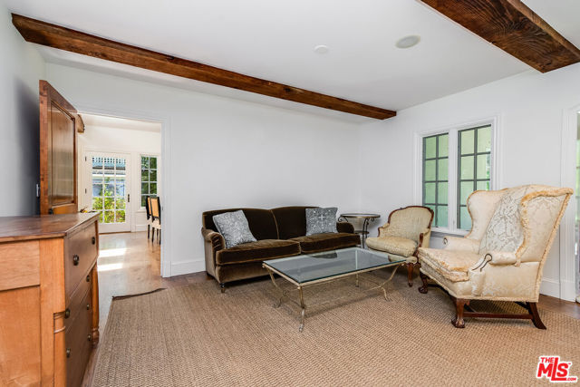 334 S Westgate Avenue, Los Angeles CA: https://media.crmls.org/mediaz/2f56eebe-2017-4033-8f07-7b0ad7054b80.jpg
