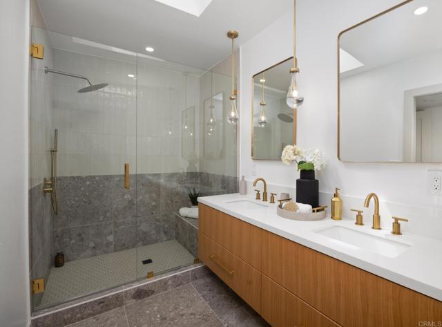 Detail Gallery Image 24 of 35 For 7525 Piper Pl, Los Angeles,  CA 90045 - 3 Beds | 2 Baths