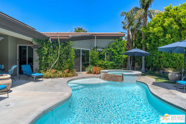 2160 N Hermosa Drive, Palm Springs CA: https://media.crmls.org/mediaz/2f57dbff-c364-486e-8d54-d6f102272a93.jpg