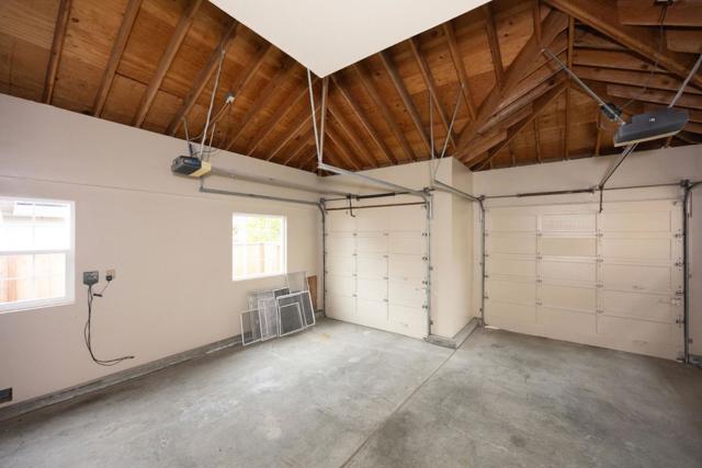 608 Silver Avenue, Half Moon Bay CA: https://media.crmls.org/mediaz/2f580376-da92-4d82-aa85-3fc10183abf4.jpg