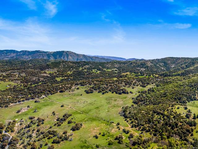 3510 Deer Lake Park Road, Julian CA: https://media.crmls.org/mediaz/2f590879-9535-4d92-94df-b35ea70d49fb.jpg