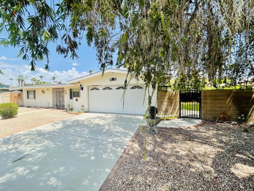 1180 N Calle Marcus
