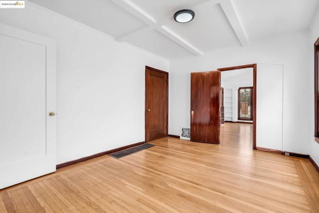 2340 Virginia St, Berkeley CA: https://media.crmls.org/mediaz/2f59c7b2-f882-4ffa-bf1f-9cf6bcf64f5d.jpg
