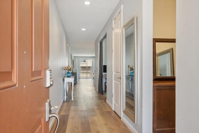 410 Thistle Court, Hollister CA: https://media.crmls.org/mediaz/2f5a4e81-8db8-46bb-b3d3-b9d56b34a2cb.jpg