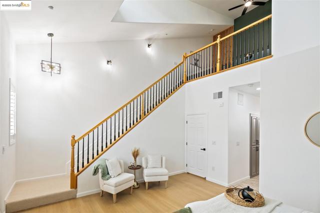 4153 Clarinbridge Cir, Dublin CA: https://media.crmls.org/mediaz/2f5a5bdb-e763-49b4-a811-816a769fe779.jpg