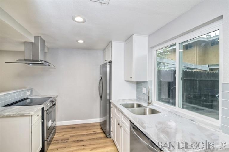 2520 Wanek Rd - photo 2