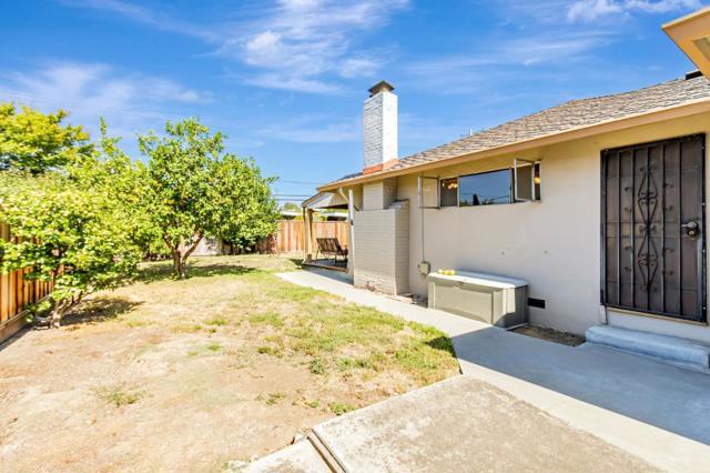 2905 Cambridge Drive, San Jose CA: https://media.crmls.org/mediaz/2f5c8afe-9225-411c-98bc-d786ee8429a6.jpg