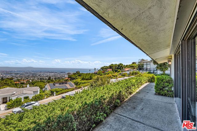 29857 Knoll View Drive, Rancho Palos Verdes, California 90275, 3 Bedrooms Bedrooms, ,2 BathroomsBathrooms,Residential,Sold,Knoll View,25580809 29857 Knoll View Drive, Rancho Palos Verdes, California 90275, 3 Bedrooms Bedrooms, ,2 BathroomsBathrooms,Residential,Sold,Knoll View,25580809
